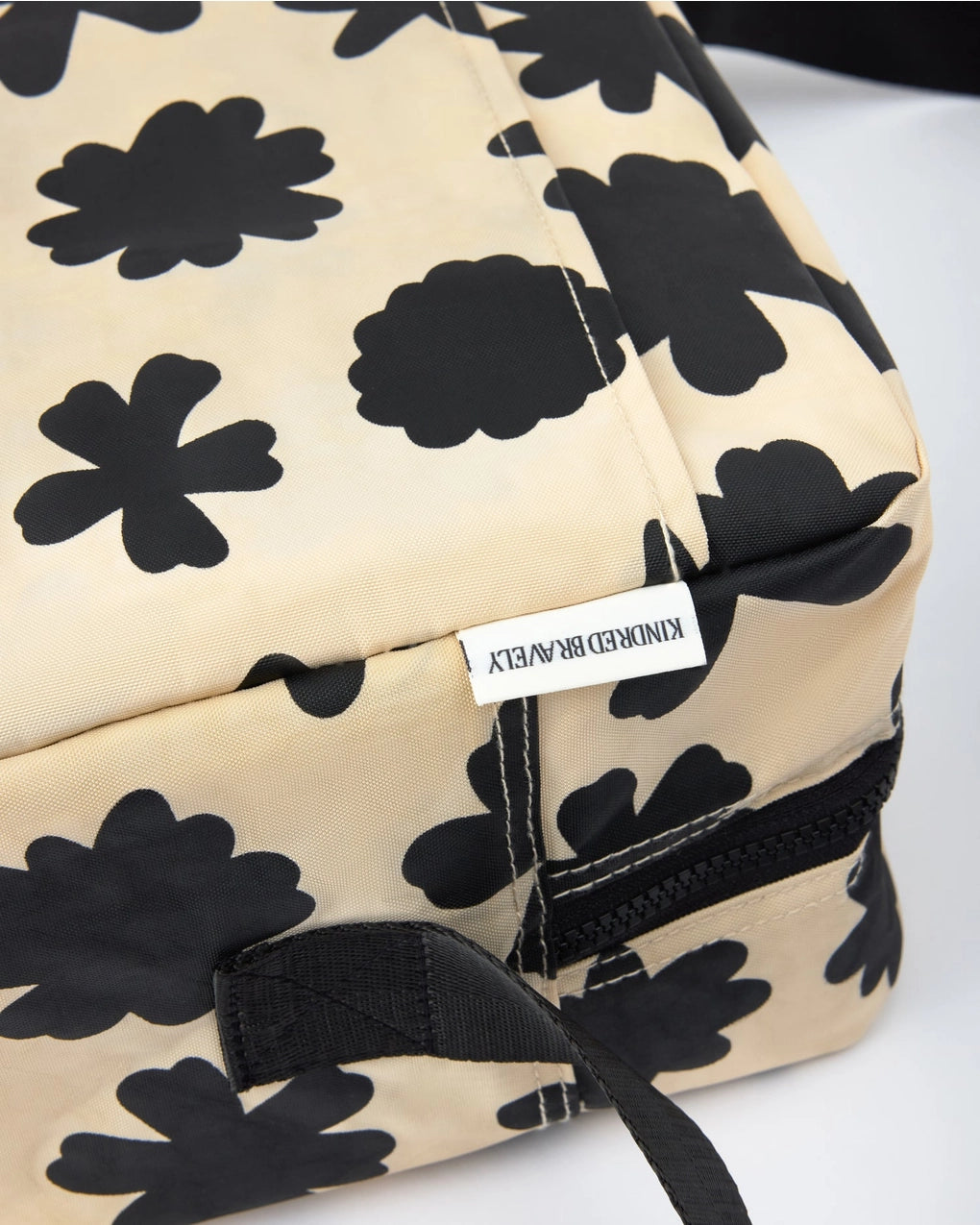 Kindred Bravely Jumbo Cooler Bag