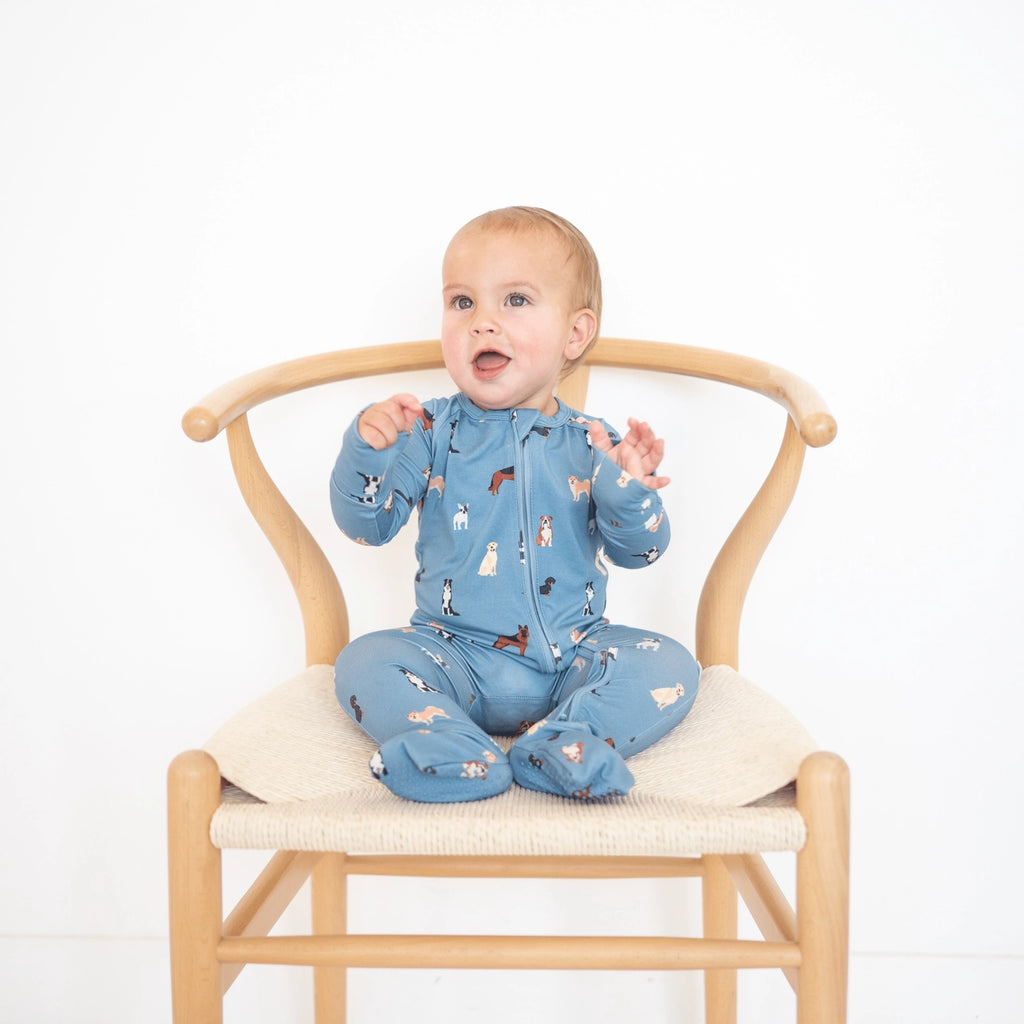 bug + bean by Peachy Kids Bamboo 2-Way Convertible Zip Romper (Blue Dog)